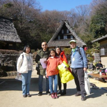 中国人家族３名、静かな川崎民家園を満喫